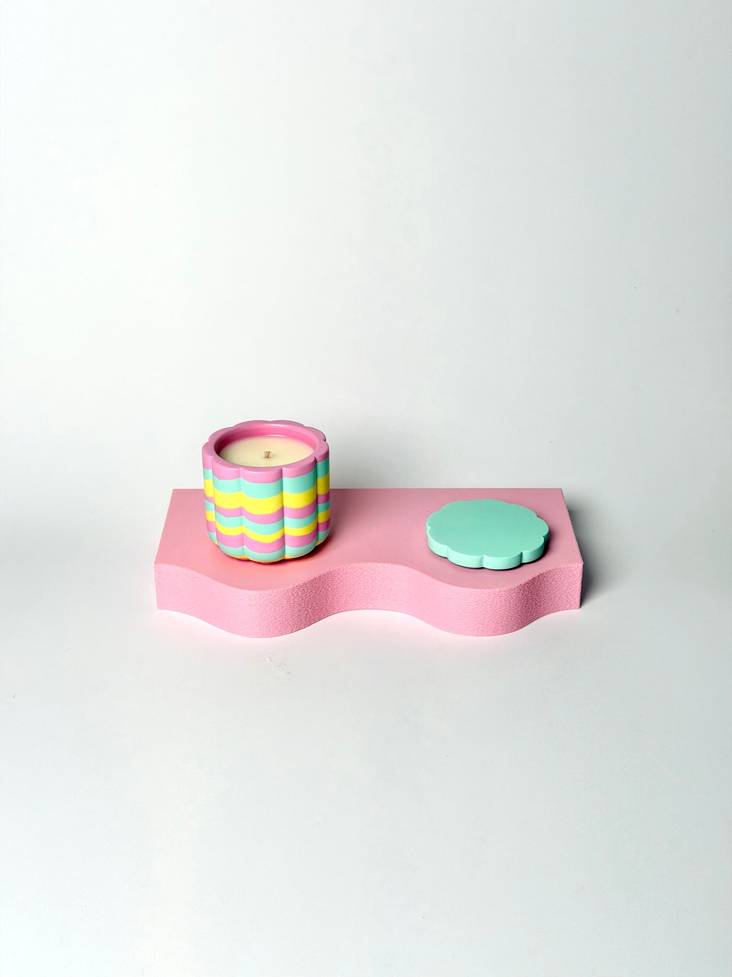 Peach Blossom Small Soy Wax Candle With Cover