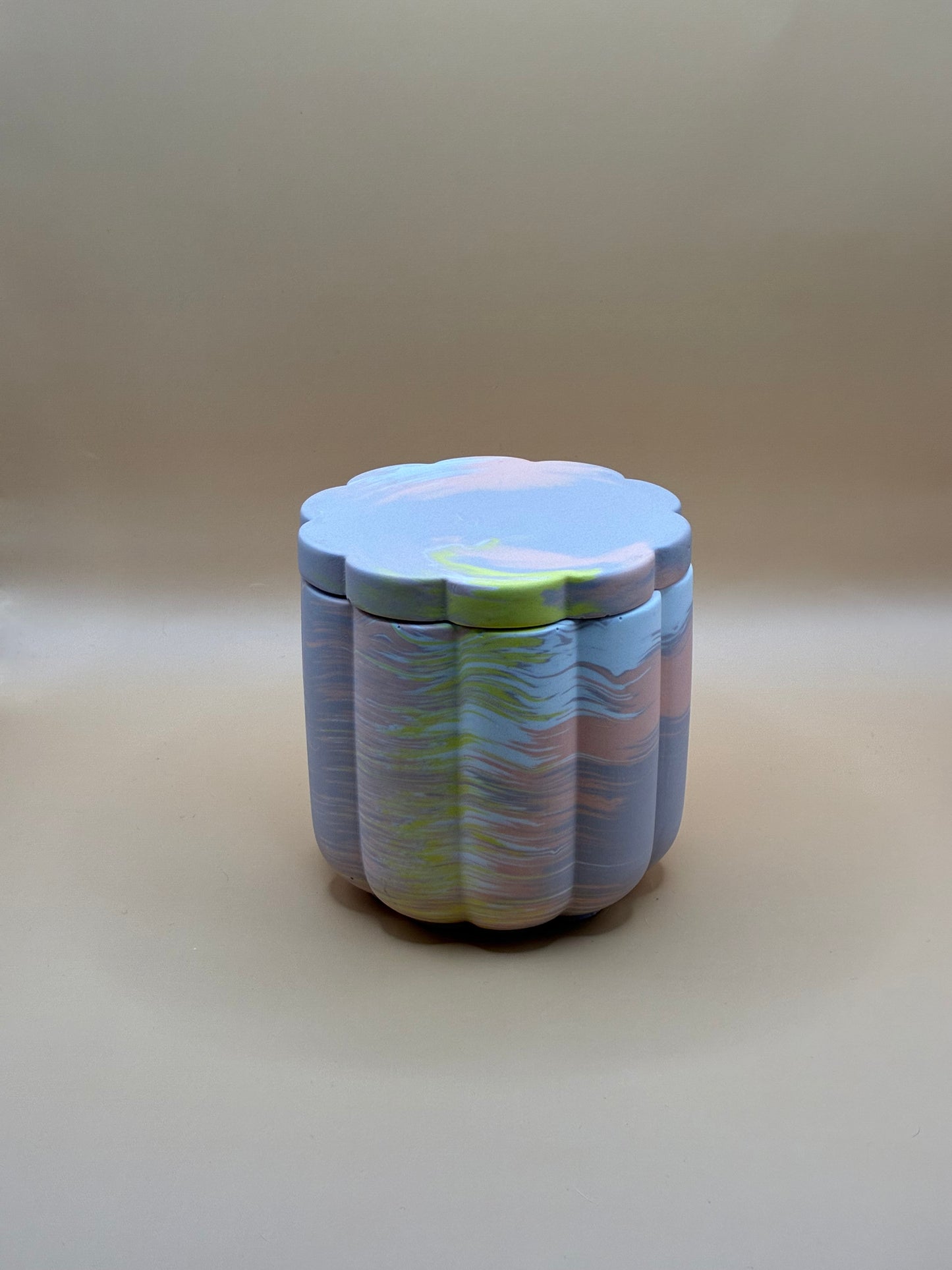 Orange Sunrise Świeca Sojowa z Przykrywką