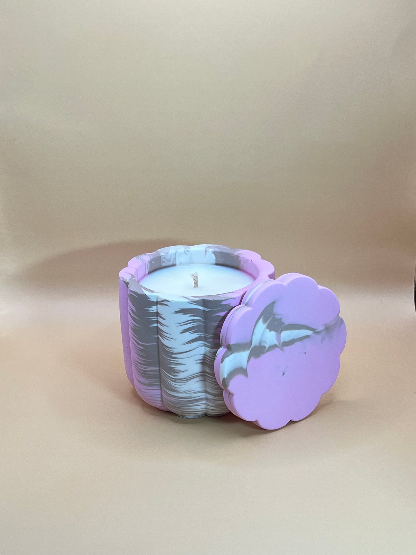 Lilac Blossom Świeca Sojowa z Przykrywką