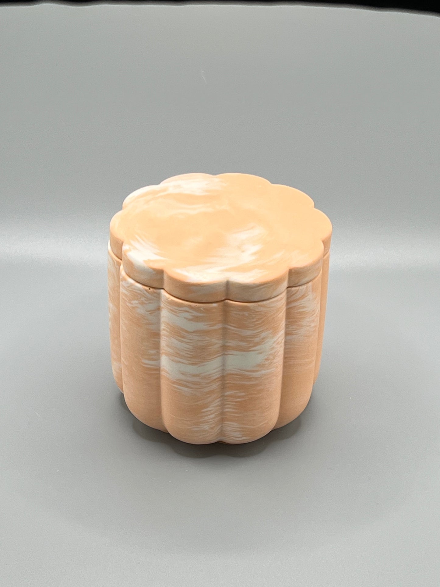 Hibiscus Waterfalls Świeca Sojowa z Przykrywką