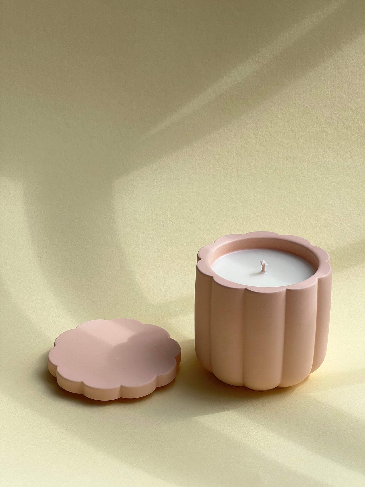 Peach Blossom Soy Wax Candle With Cover