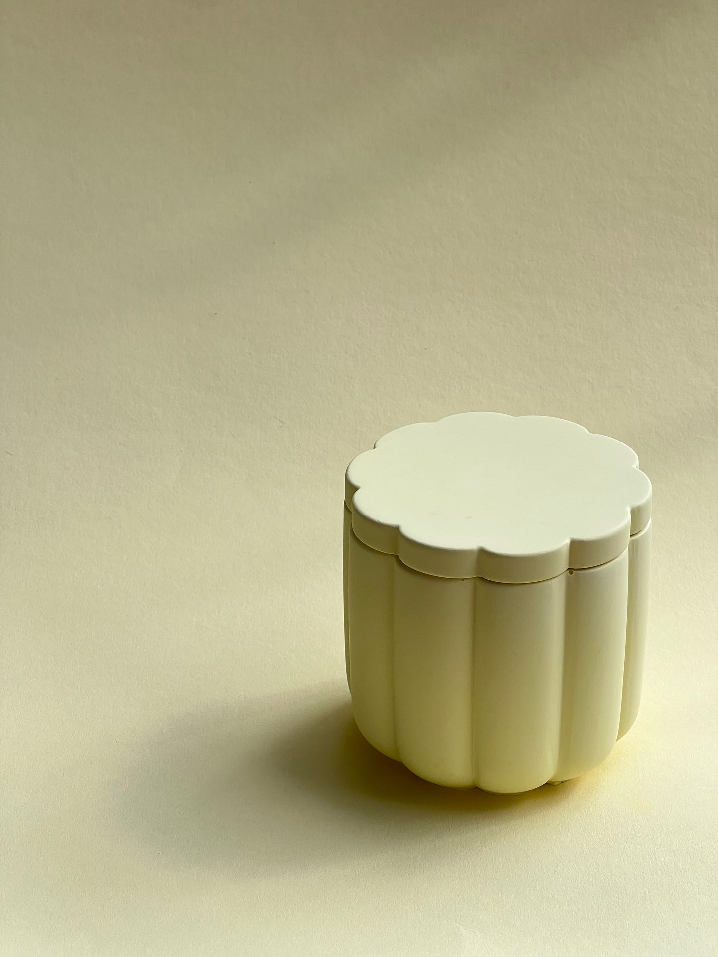 Peach Blossom Soy Wax Candle With Cover