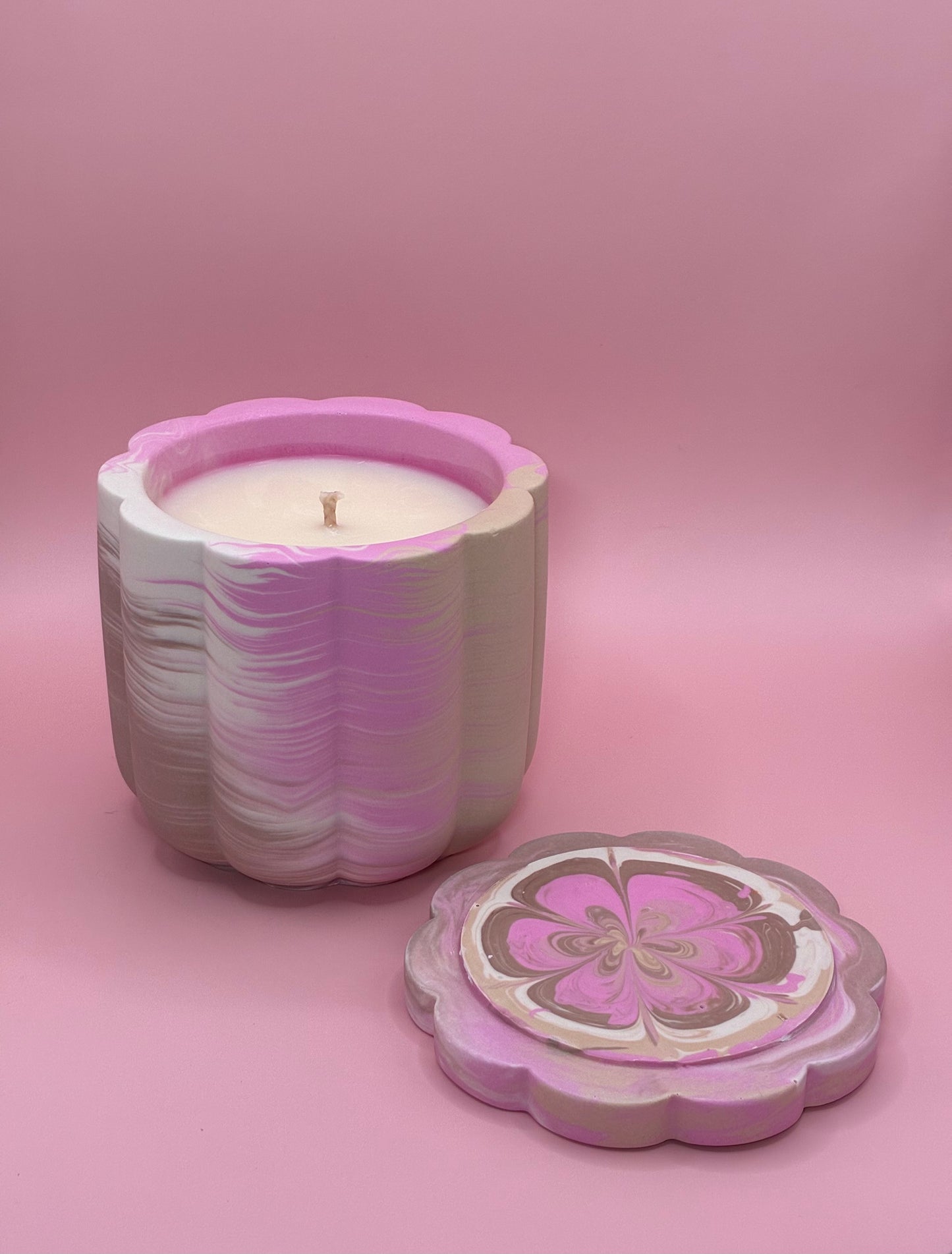 Lilac Blossom Świeca Sojowa z Przykrywką