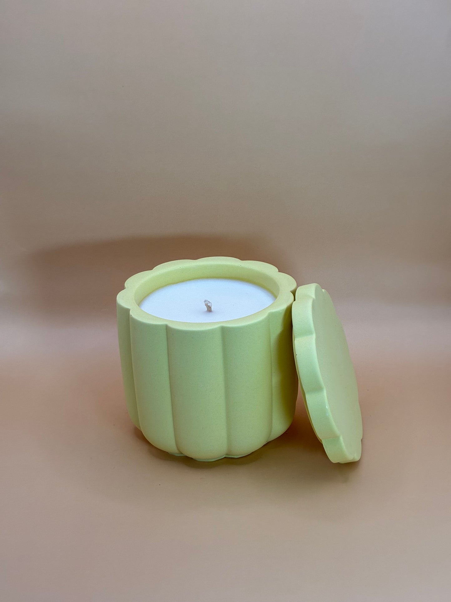 Christmas Spirit Świeca Sojowa z Przykrywką