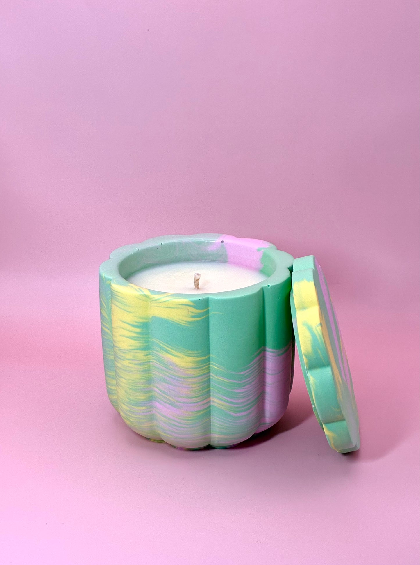 Cinnamon & Pumpkin świeca sojowa z przykrywką