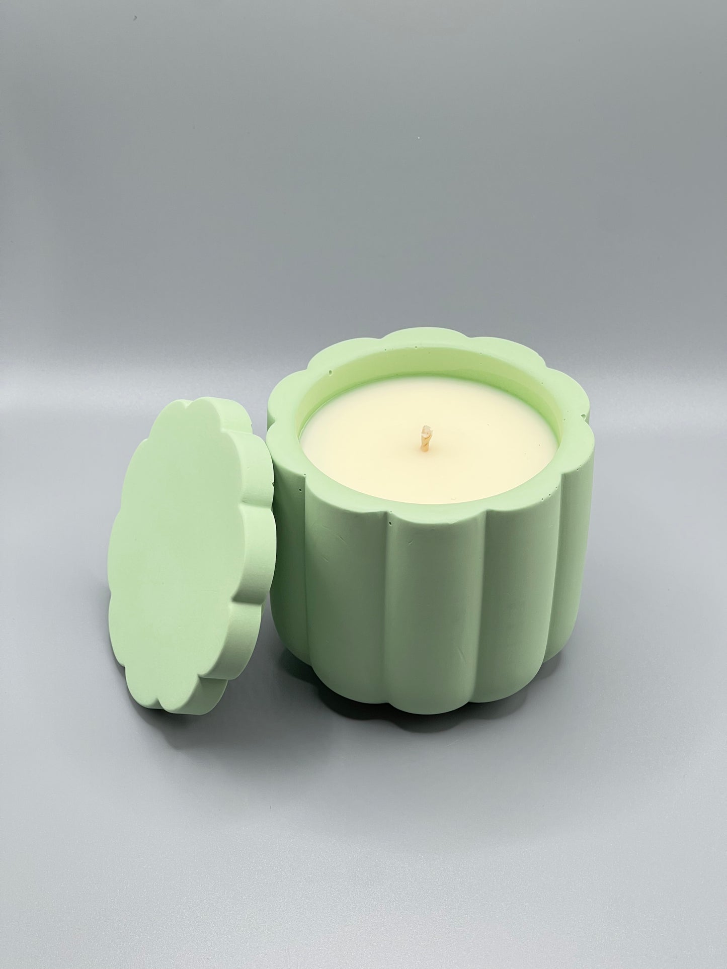 Cinnamon Bliss świeca sojowa z przykrywką