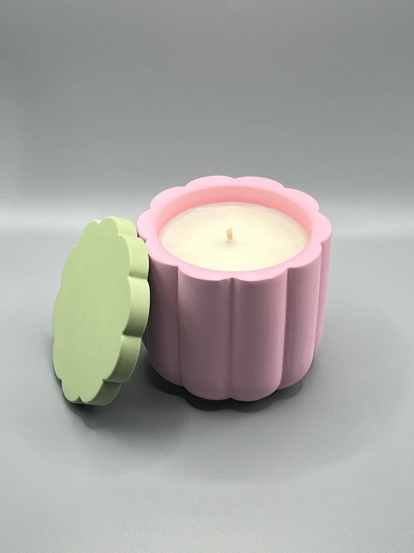 Peach Blossom Świeca Sojowa z Przykrywką