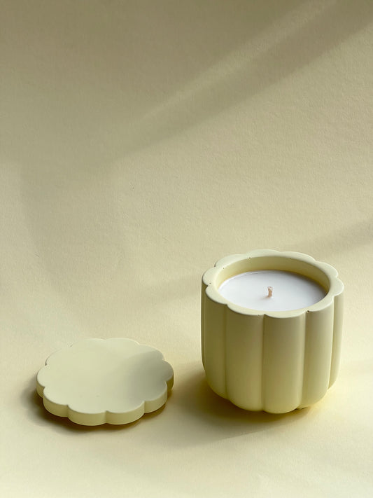 Peach Blossom Soy Wax Candle With Cover