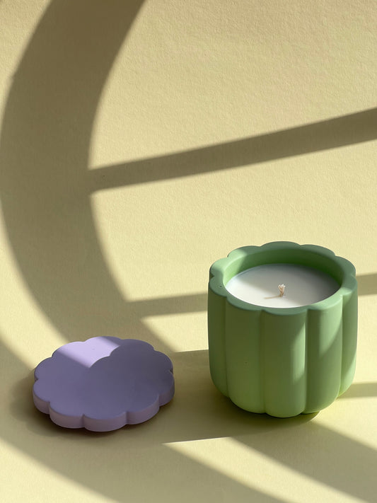 OUTLET: Peach Blossom Soy Wax Candle With Cover